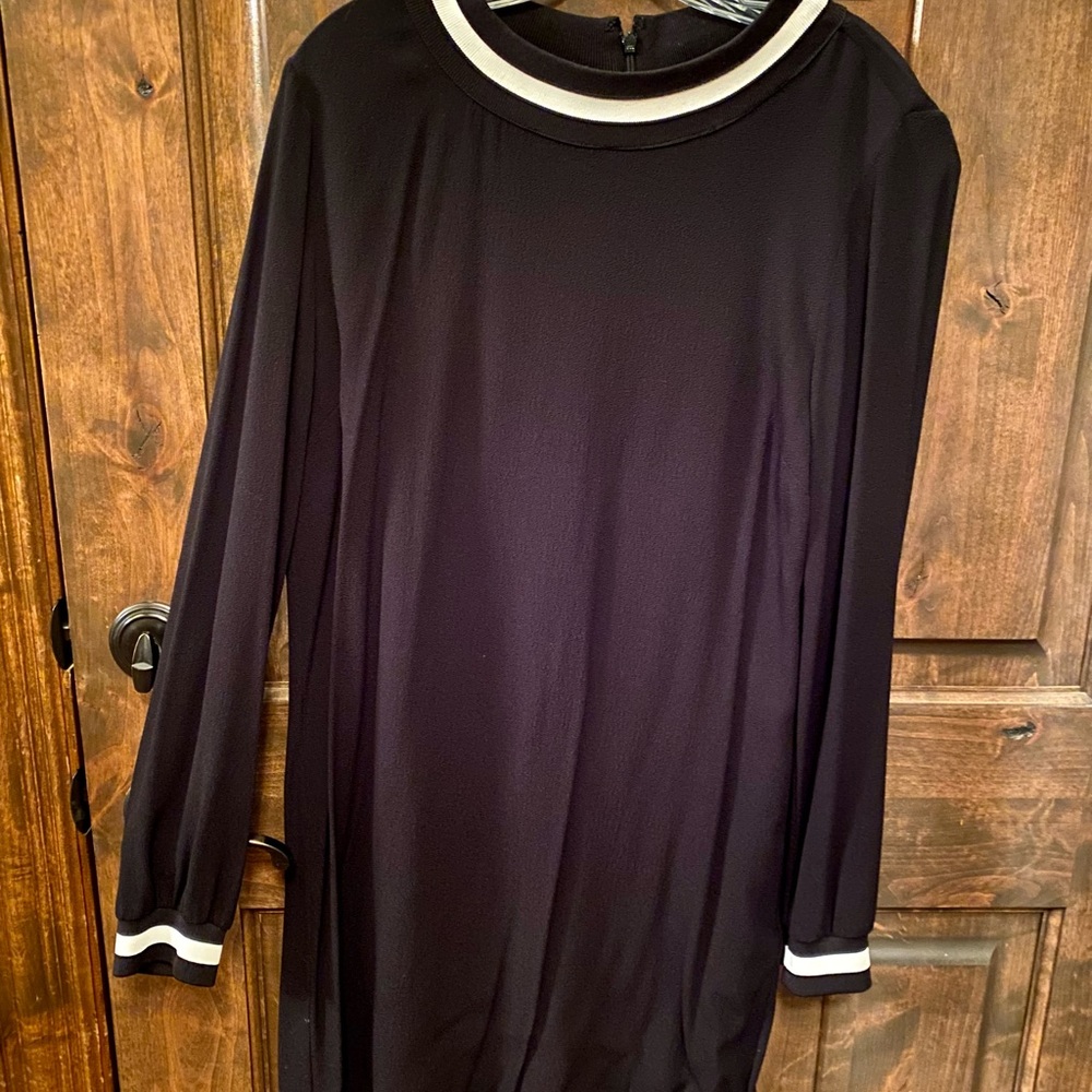 Michael Kors dress. Worn twice. Like brand new condition.